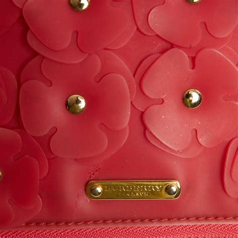 burberry petal bag|Burberry Prorsum Celebrating LA Petal Bag .